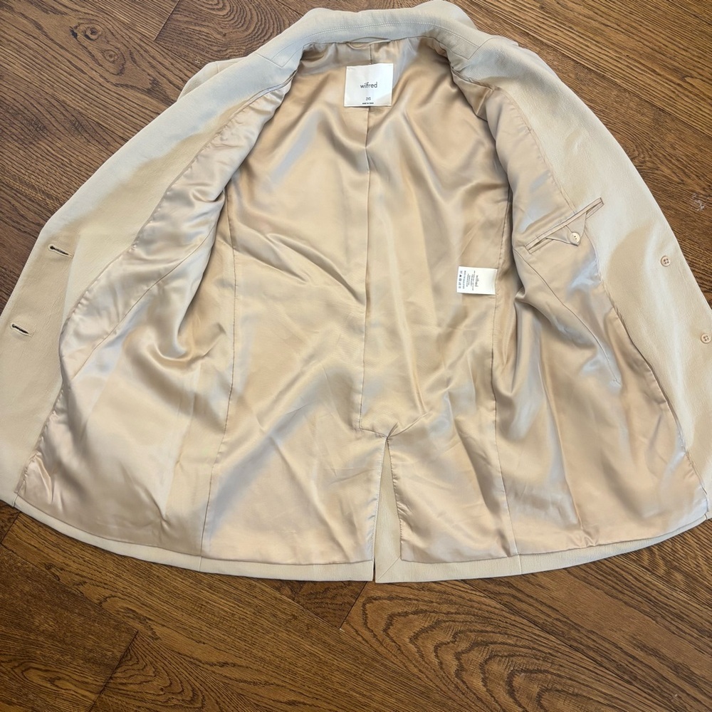Aritiza | Wilfred Content Blazer - Picture 13 of 13